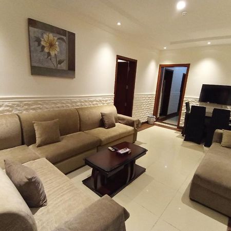 Celine Al Motamaiza Furnished Apartment Dzsidda Kültér fotó